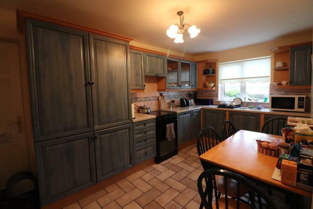 Strandhill Home, One Minute From The Beach And Pubs Eksteriør bilde
